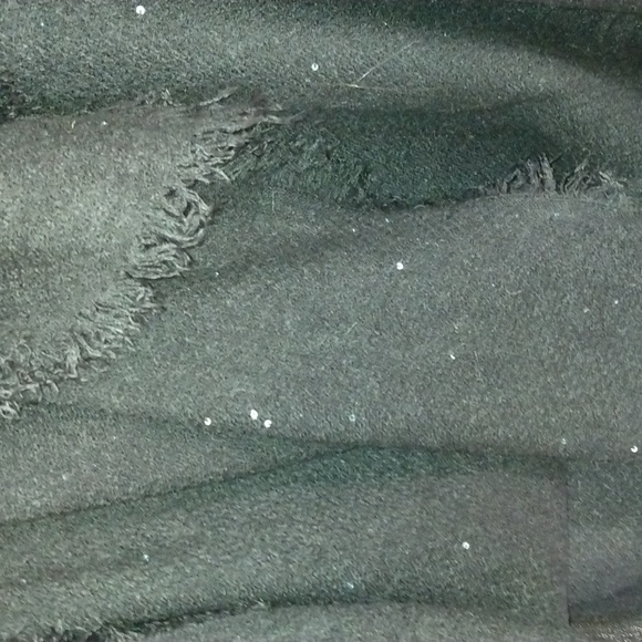 Pretty Persuasions women's black and sequins scarf with tags New - Picture 14 of 17